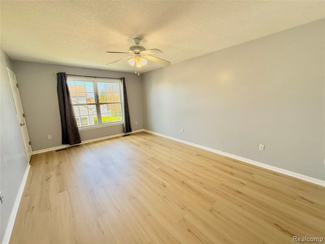 6320 Ruidoso Drive, Saginaw, MI 48603