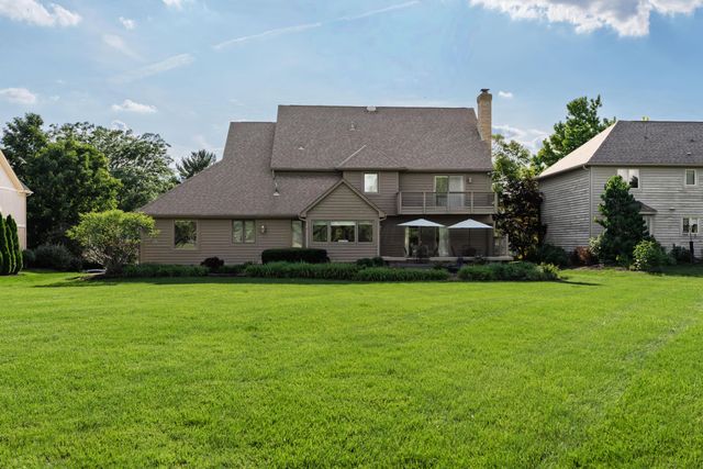 8460 Davington Drive, Dublin, OH 43017