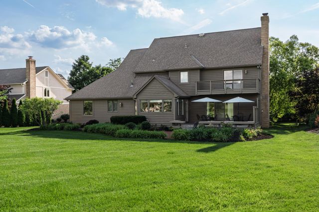 8460 Davington Drive, Dublin, OH 43017