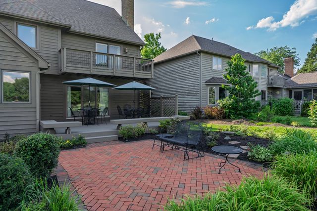 8460 Davington Drive, Dublin, OH 43017