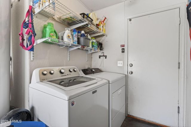 1111 E Santa Cruz Lane, Apache Junction, AZ 85119