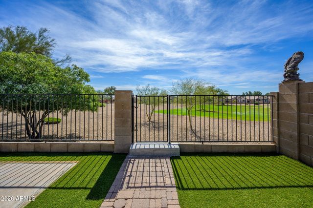 1111 E Santa Cruz Lane, Apache Junction, AZ 85119