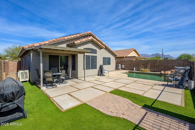 1111 E Santa Cruz Lane, Apache Junction, AZ 85119