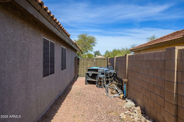 1111 E Santa Cruz Lane, Apache Junction, AZ 85119