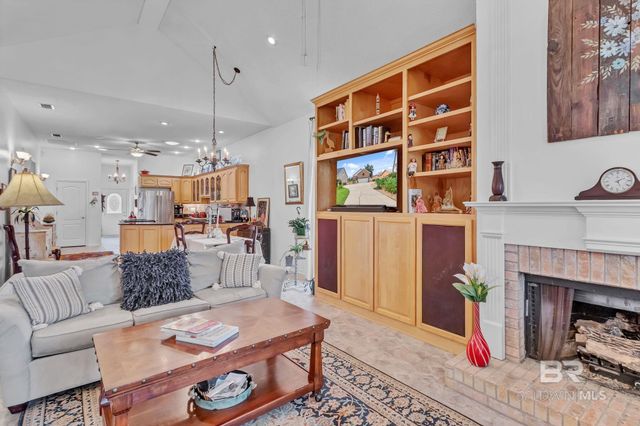 646 W Canal Drive, Gulf Shores, AL 36542