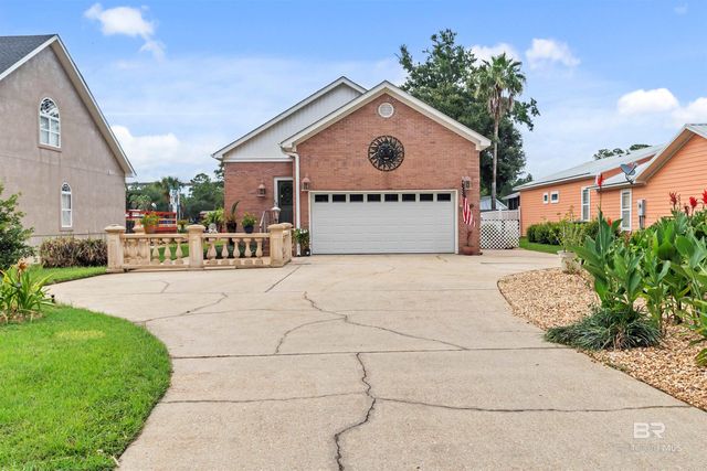 646 W Canal Drive, Gulf Shores, AL 36542