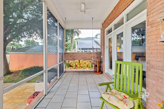 646 W Canal Drive, Gulf Shores, AL 36542