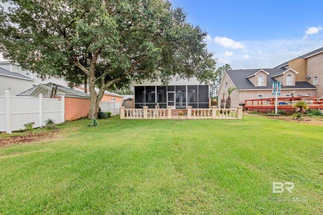 646 W Canal Drive, Gulf Shores, AL 36542