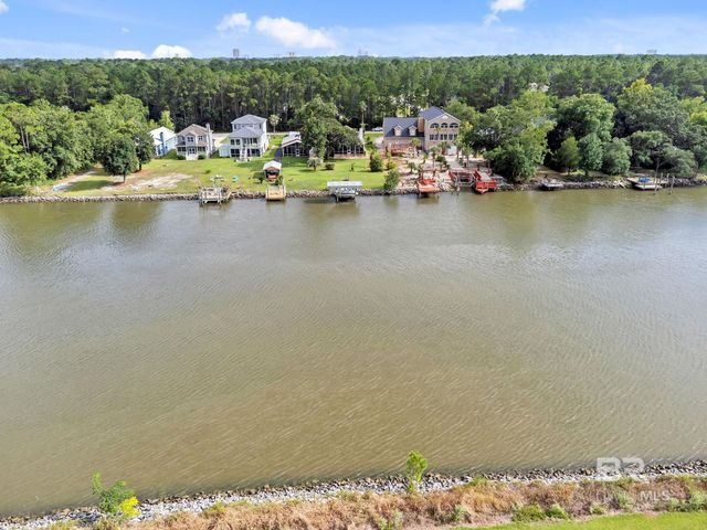 646 W Canal Drive, Gulf Shores, AL 36542