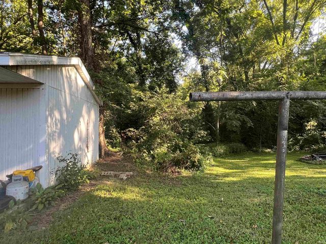 1716 E Riverside Drive, Evansville, IN 47714