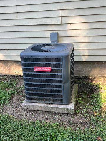 1716 E Riverside Drive, Evansville, IN 47714