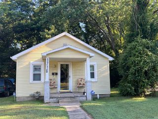 1716 E Riverside Drive, Evansville, IN 47714