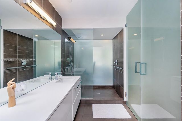 2100 Park Ave 309, Miami Beach, FL 33139