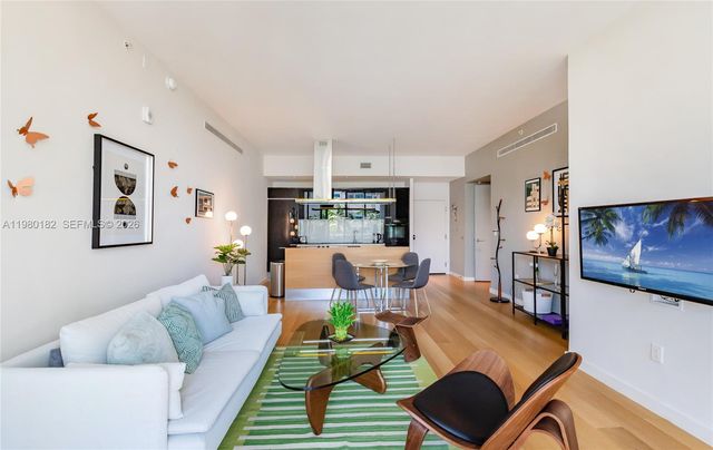 2100 Park Ave 309, Miami Beach, FL 33139