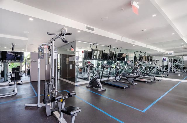 2100 Park Ave 309, Miami Beach, FL 33139