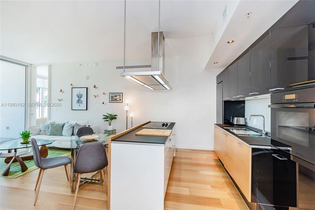 2100 Park Ave 309, Miami Beach, FL 33139