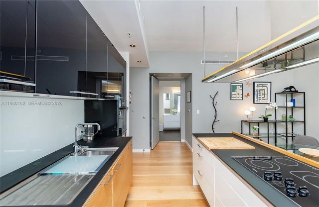 2100 Park Ave 309, Miami Beach, FL 33139