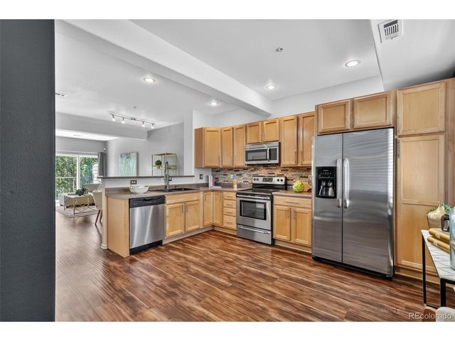 2763 W Riverwalk Cir H, Littleton, CO 80123