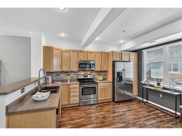 2763 W Riverwalk Cir H, Littleton, CO 80123