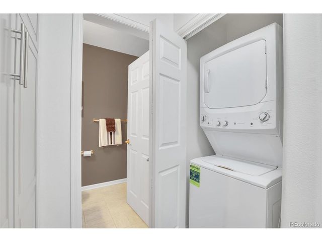 2763 W Riverwalk Cir H, Littleton, CO 80123