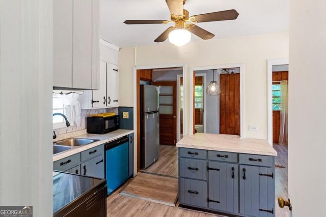 704 Lausanne Drive, Valdosta, GA 31601