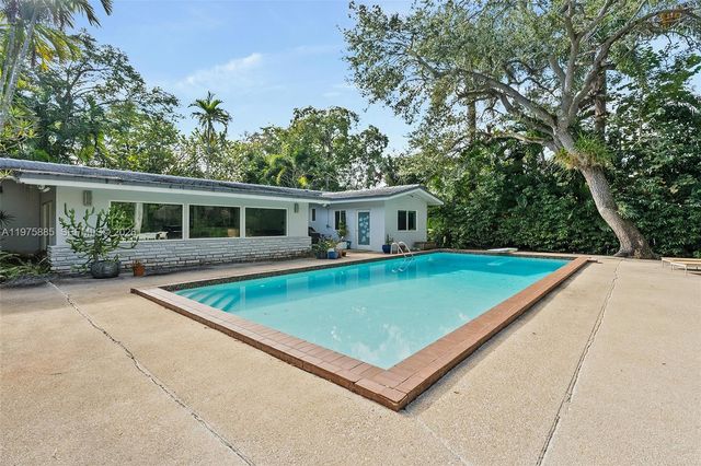 4510 Ingraham Hwy, Coral Gables, FL 33133