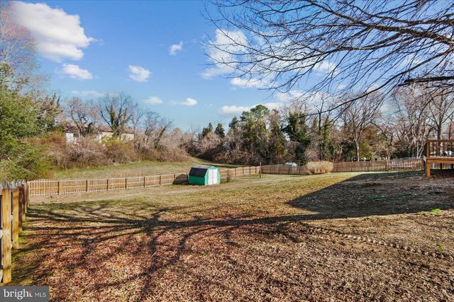 115 OAK RIDGE ST, Bowling Green, VA 22427