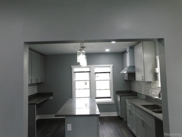 18978 PRAIRIE Street, Detroit, MI 48221