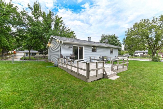 9014 W Dallas STREET, Milwaukee, WI 53224