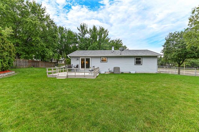 9014 W Dallas STREET, Milwaukee, WI 53224