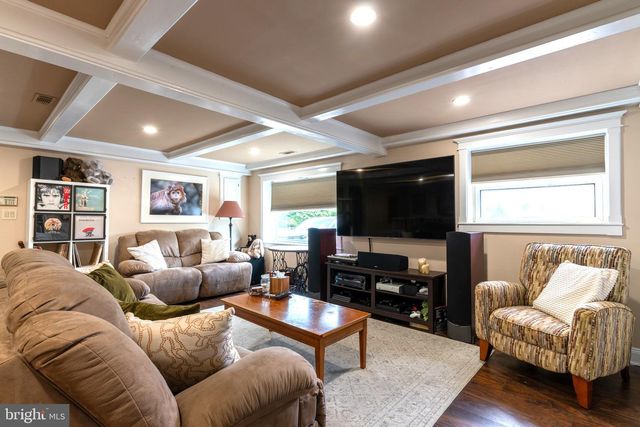 19 DUNCAN DR, Hamilton Twp, NJ 08690
