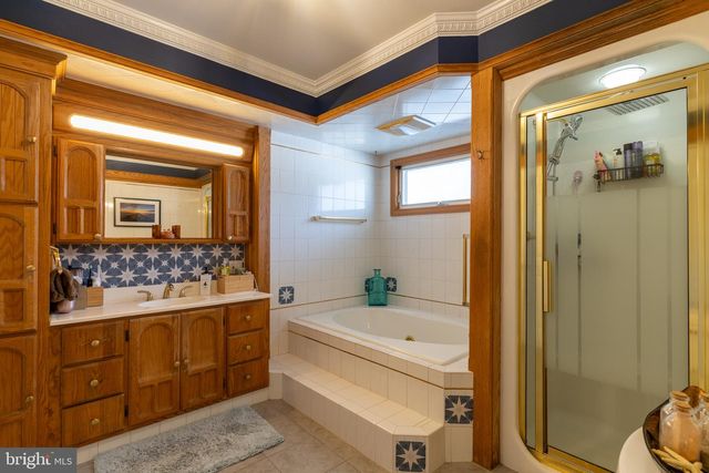 19 DUNCAN DR, Hamilton Twp, NJ 08690