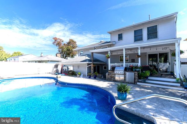 19 DUNCAN DR, Hamilton Twp, NJ 08690
