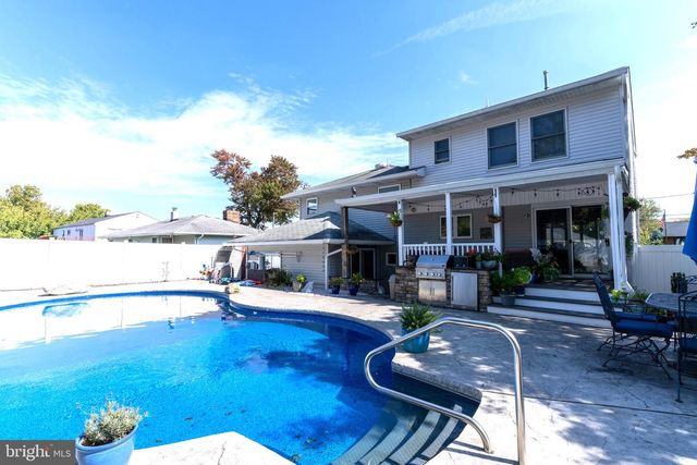 19 DUNCAN DR, Hamilton Twp, NJ 08690