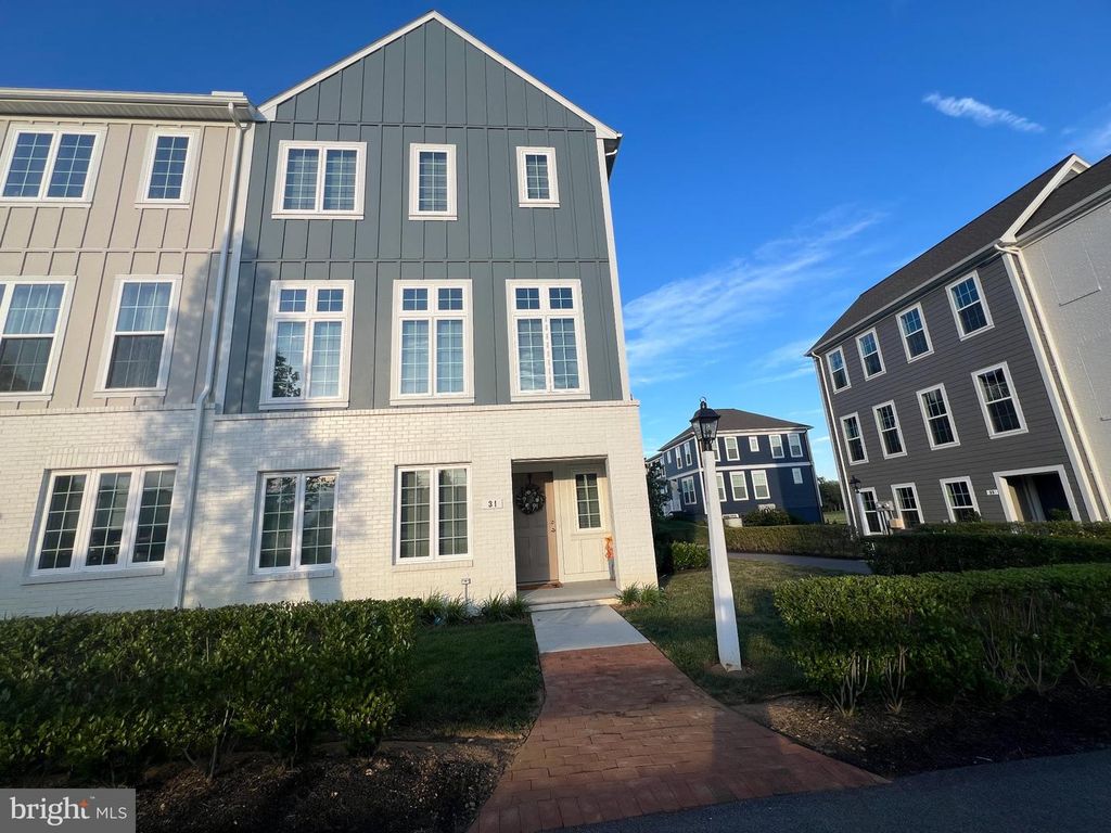 31 SEOVER WAY, Carlisle, PA 17015