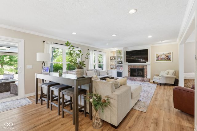 8404 Eastbay Drive, Indianapolis, IN 46236