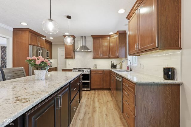8404 Eastbay Drive, Indianapolis, IN 46236