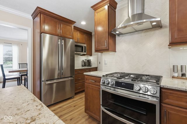 8404 Eastbay Drive, Indianapolis, IN 46236