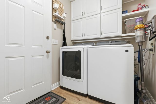 8404 Eastbay Drive, Indianapolis, IN 46236