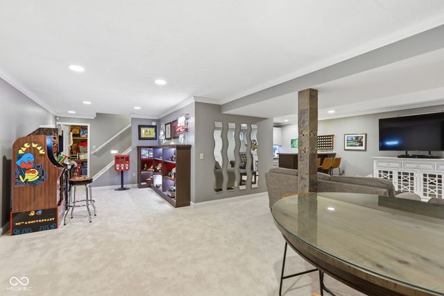 8404 Eastbay Drive, Indianapolis, IN 46236