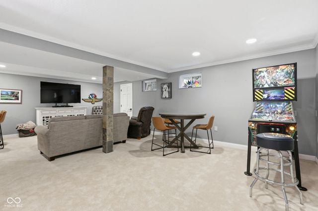 8404 Eastbay Drive, Indianapolis, IN 46236