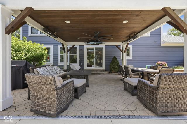 8404 Eastbay Drive, Indianapolis, IN 46236