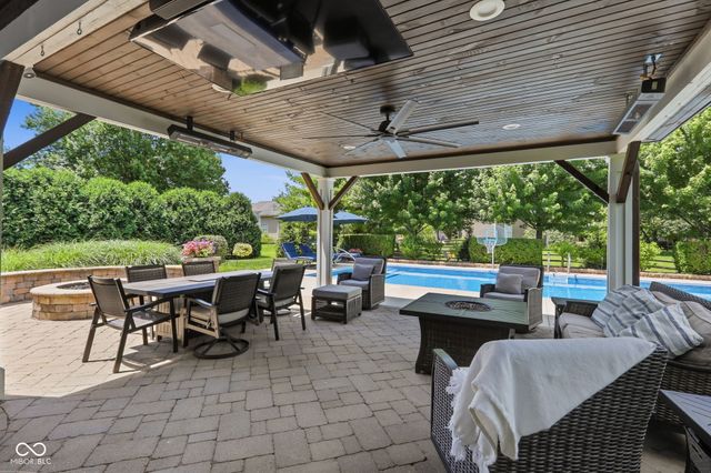 8404 Eastbay Drive, Indianapolis, IN 46236