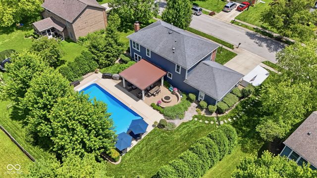 8404 Eastbay Drive, Indianapolis, IN 46236