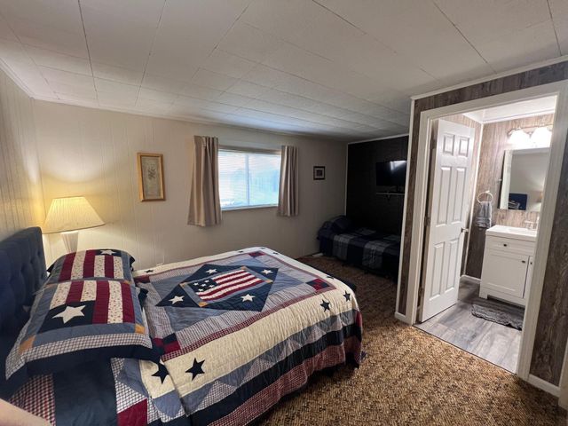 115 Saginaw Legion Drive, Roscommon, MI 48653