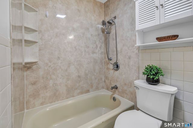 22 Radio Place 8, Stamford, CT 06906