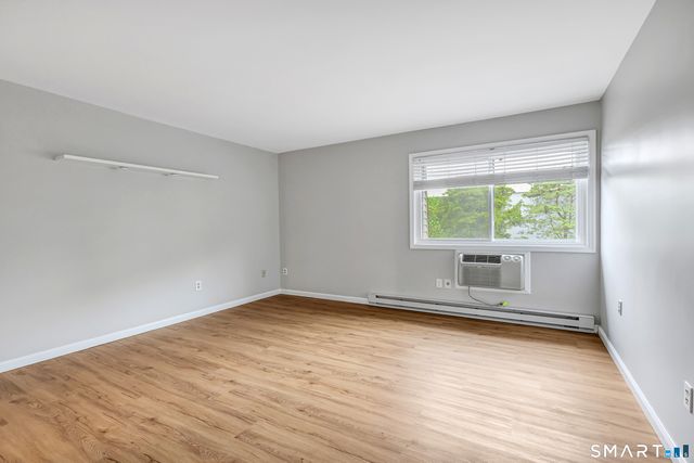 22 Radio Place 8, Stamford, CT 06906