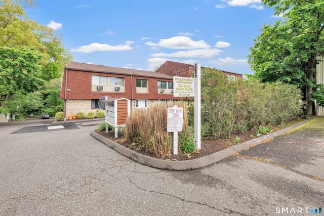 22 Radio Place 8, Stamford, CT 06906