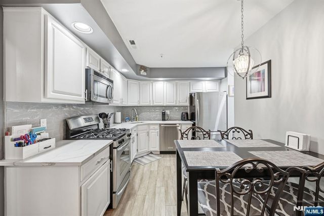 300 Coventry Court, Ramsey, NJ 07446