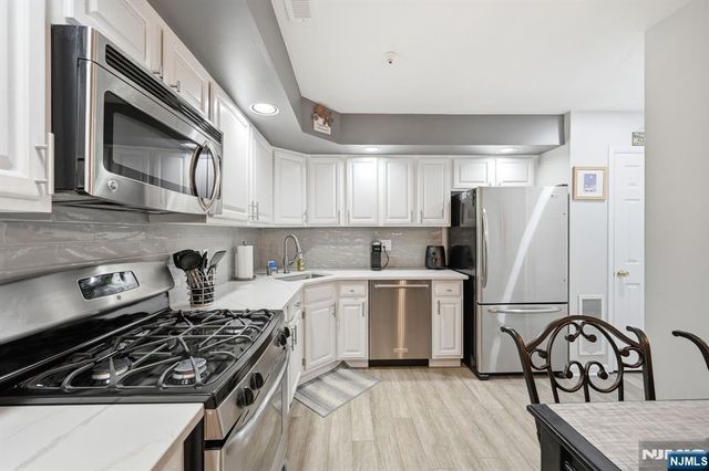 300 Coventry Court, Ramsey, NJ 07446